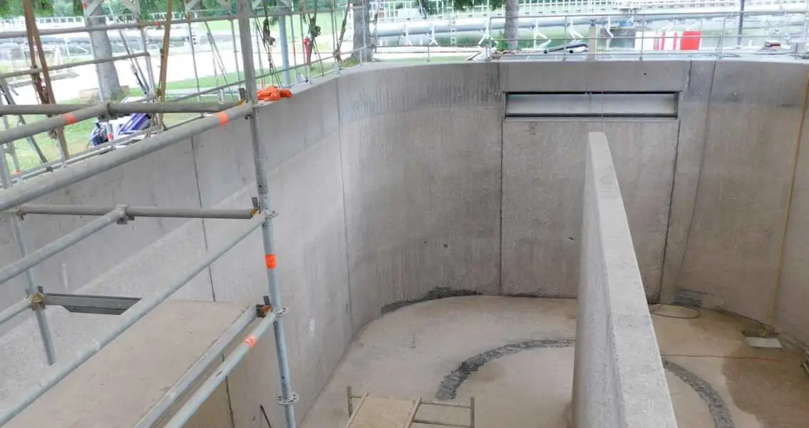 Le bassin a été complètement fermé pendant la durée des travaux de réparation.