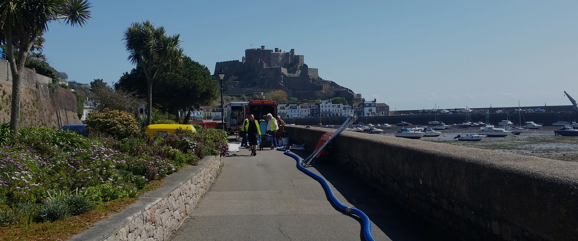 Réhabilitation des égouts sans tranchée avec le système Konudur à Jersey