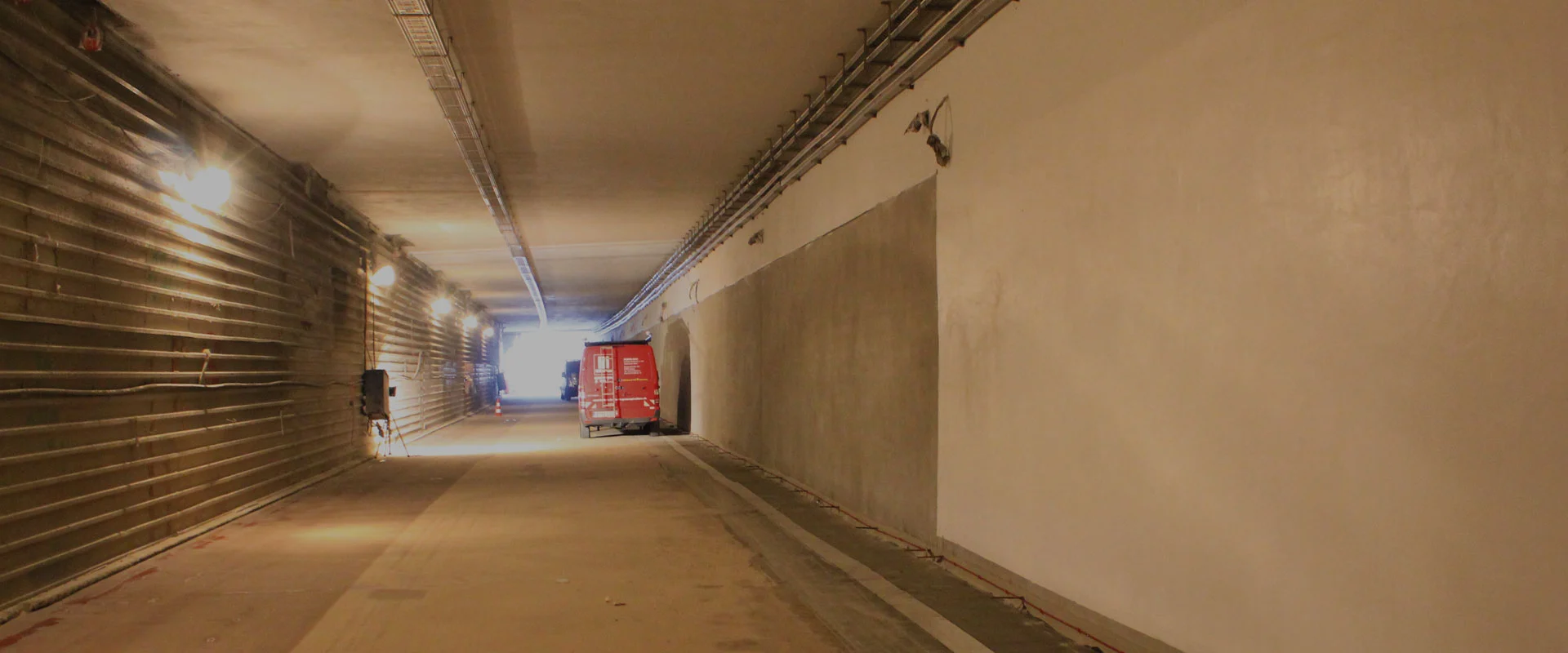 Protection structurelle contre l'incendie dans un tunnel autoroutier