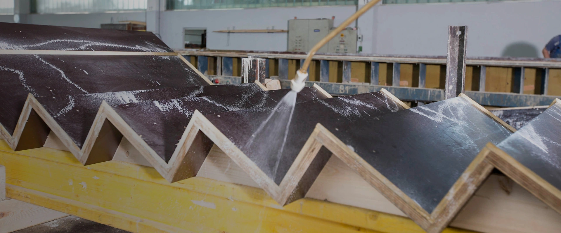 Emulsion de décoffrage du béton: Ortolan Extra 772 KS